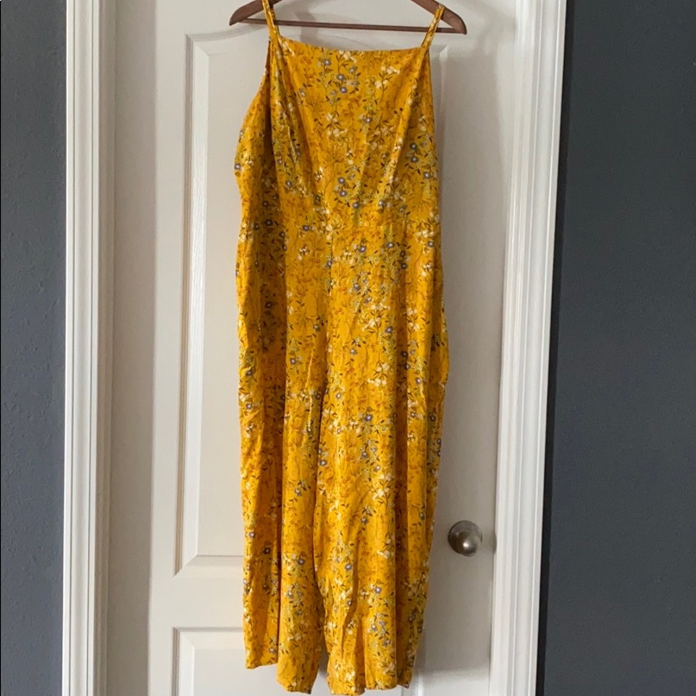 Old Navy Floral jumpsuit